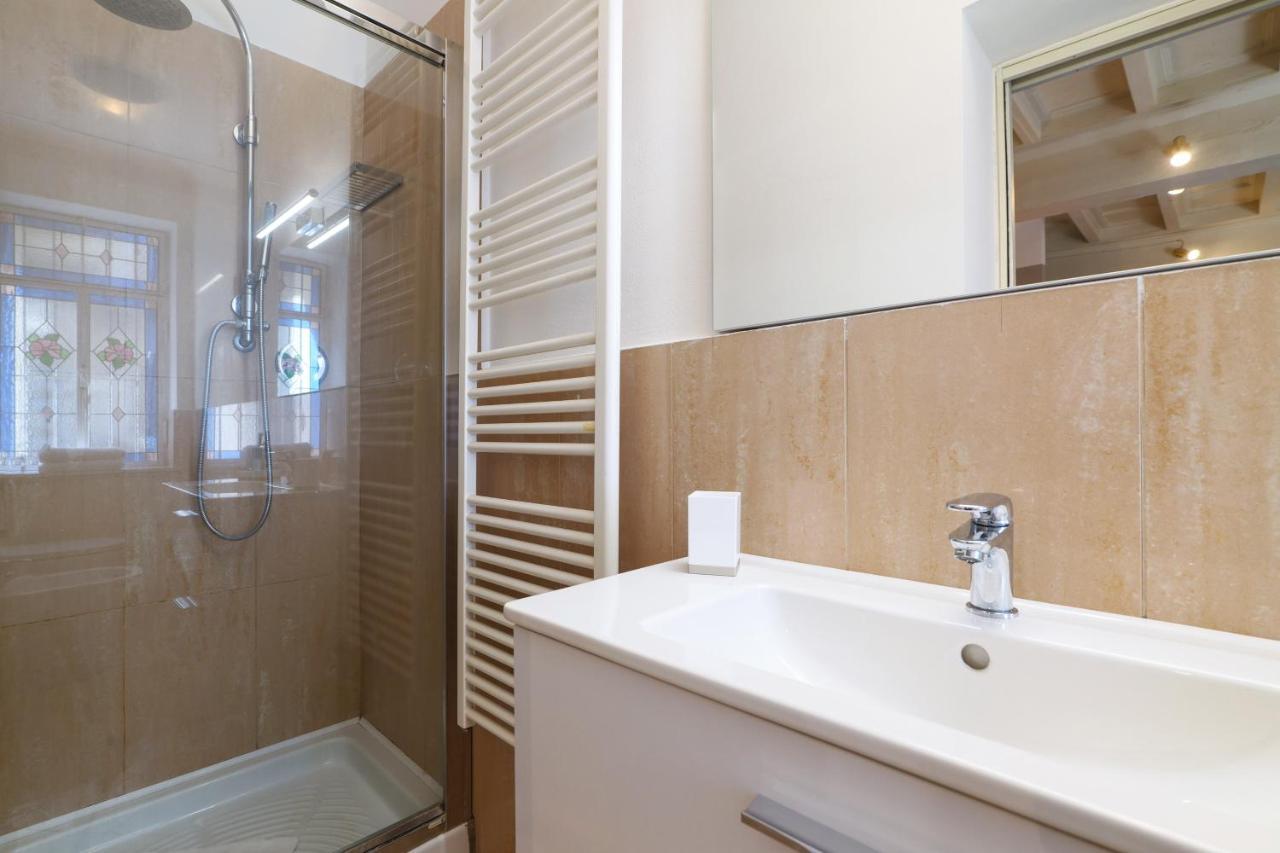 Contempora Apartments - Ampio Monolocale Medici 7 Milan Exterior photo